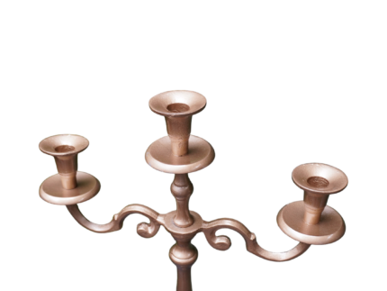 Location Chandeliers dorés – Décor vintage pro | La Réunion – Image 3
