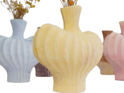 Petit vase meringué artisanal en plâtre