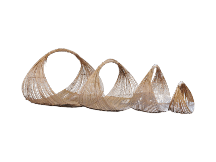 Panier 'Corbeille Elipse' en fibres naturelles, modèle Opalme, fabriqué à La Réunion. Design simple et naturel, idéal pour une déco minimaliste et pratique.