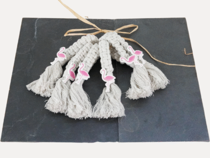 rond de serviette macramé artisanaux en coton, couleurs moutarde, parme et gris, décoration de table bohème fabriquée à La Réunion par La Fée Flores