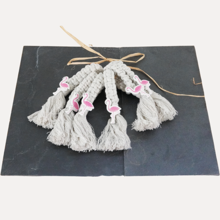 rond de serviette macramé artisanaux en coton, couleurs moutarde, parme et gris, décoration de table bohème fabriquée à La Réunion par La Fée Flores