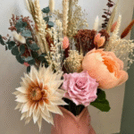 Bouquet Personnalisé 3 Fleurs en Papier Crépon & Fleurs Séchées – Murmure des Pétales | La Réunion